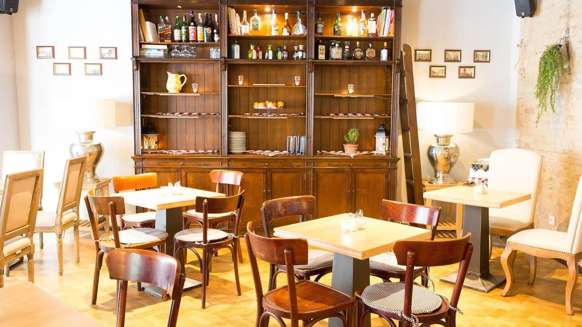Schall & Rauch Hotel Berlin 3*,